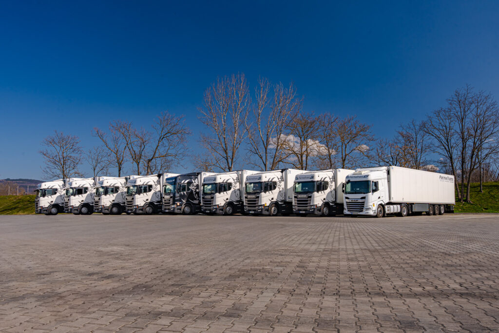 Парма Транс Севлиево – Хладилен транспорт & truck wash 12